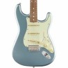 Guitarra Vintera '60s Stratocaster, Pau Ferro Fingerboard - Ice Blue Metallic